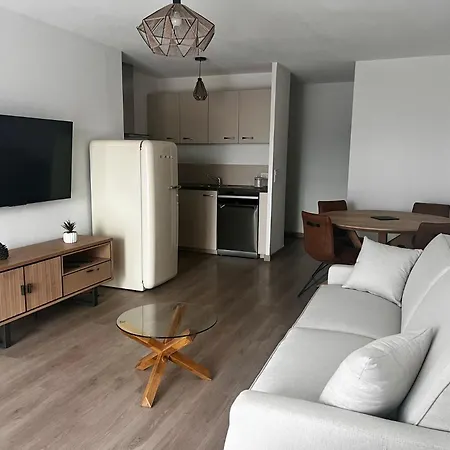 Place De Parking En Sous Sol Privatif شقة أجاكسيو