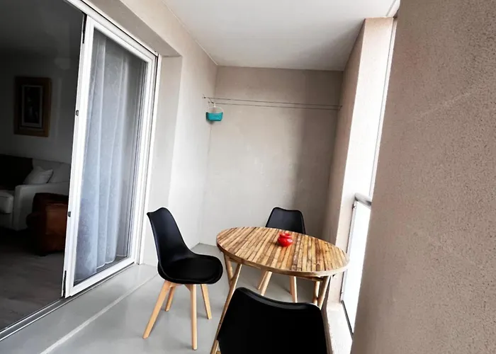 Place De Parking En Sous Sol Privatif أجاكسيو