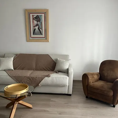 Place De Parking En Sous Sol Privatif Apartment *